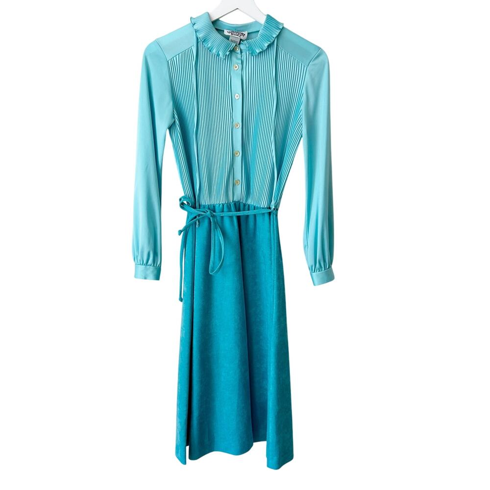 Vintage 1970s Sunshine Alley Midi Dress Size 10 Button Pintuck USA Made Velour